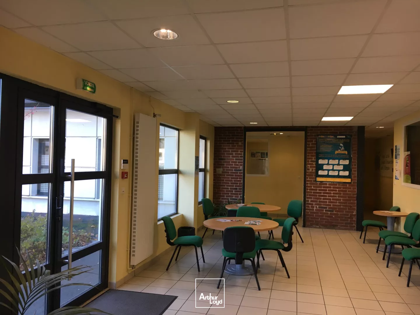 BUREAUX A LOUER - 583 M2 - SAINT-QUENTIN
