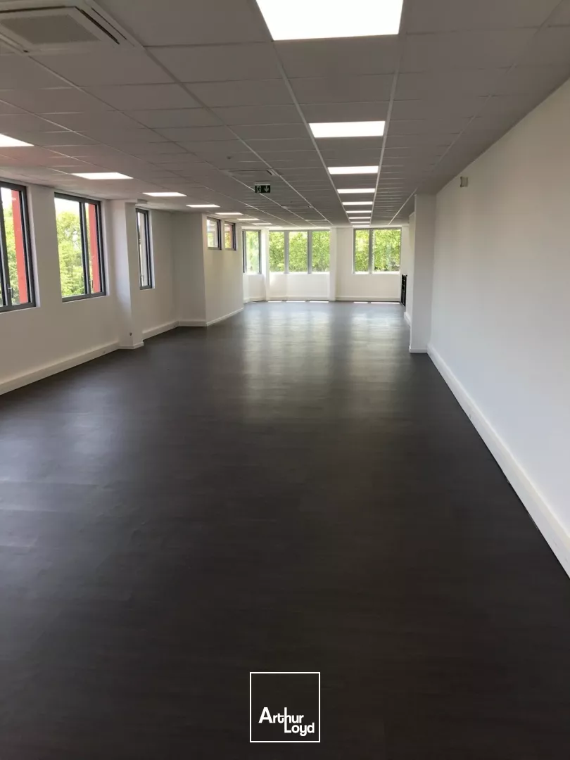 Locaux d'activité à louer à VILLEBON SUR YVETTE 91140