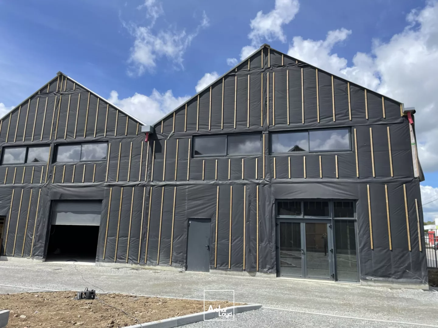 CELLULE ACTIVITE 200M2 ST HERBLAIN