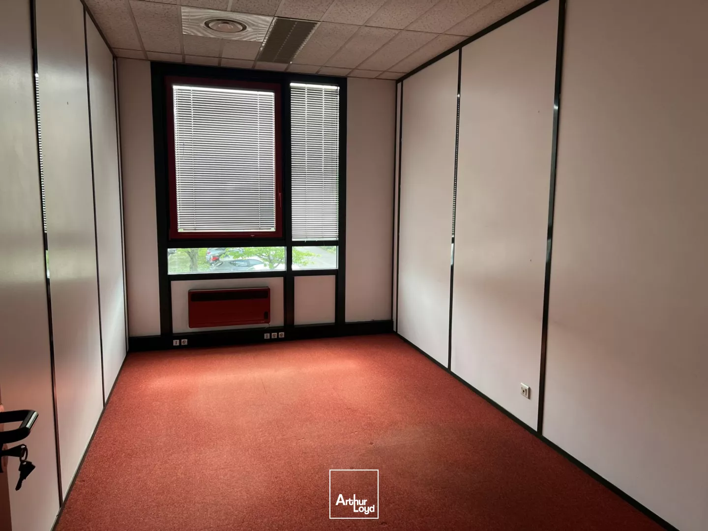 69 RUE DE LA BELLE ETOILE