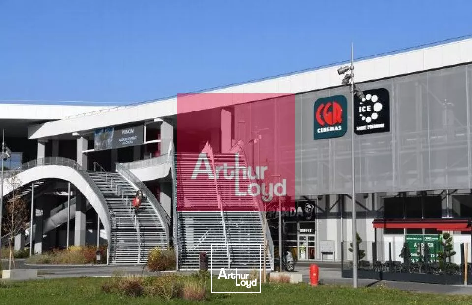 LOCAL COMMERCIAL 771 m² A LOUER ZONE COMMERCIALE CLERMONT-FERRAND