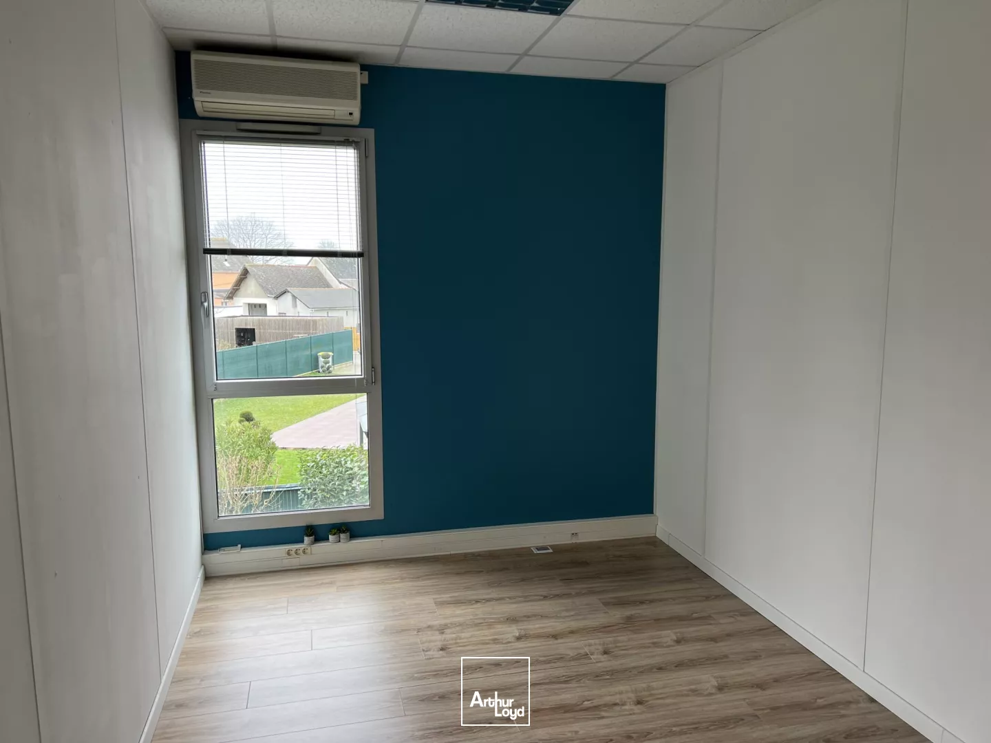 SURFACES DE BUREAUX A LOUER - LA CHAPELLE ERDRE ACTIVE