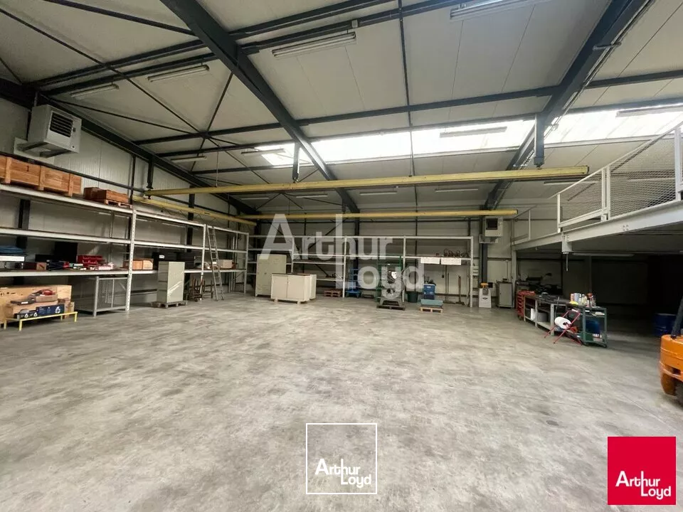 VENDOME - VENTE LOCAL D'ACTVITE DE 680 M² - ZONE INDUSTRIELLE