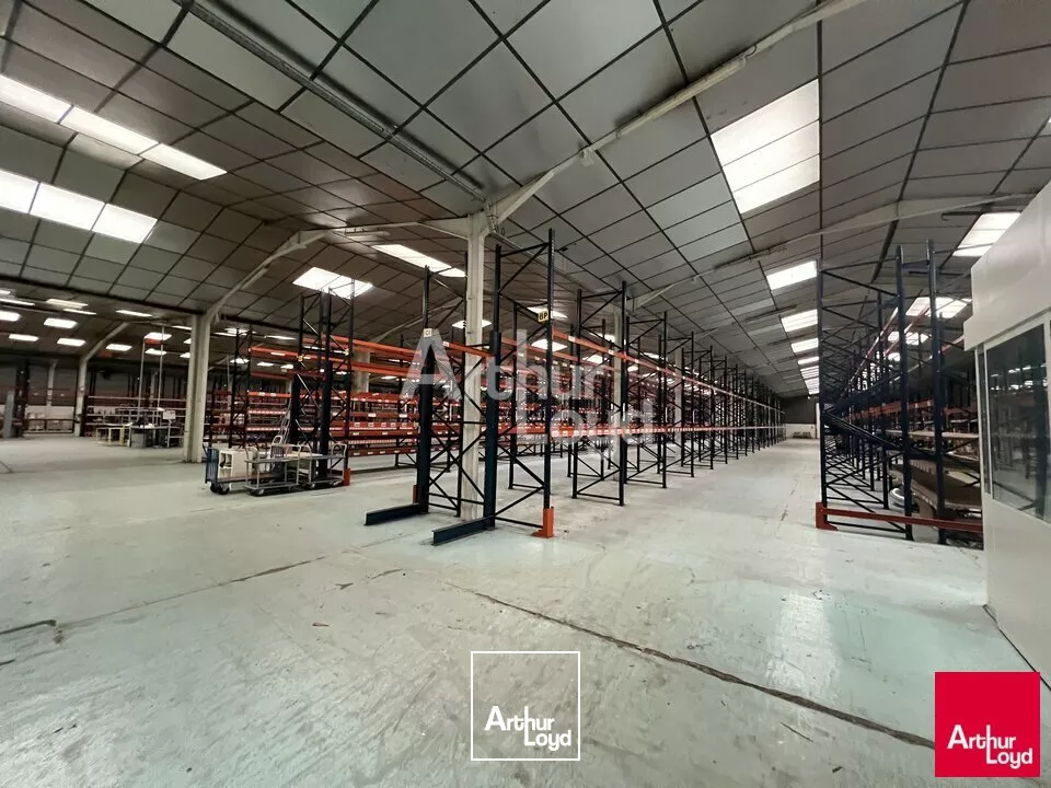 LOCAL D'ACTIVITE - ENTREPOT location à CHATEAUBOURG 35220