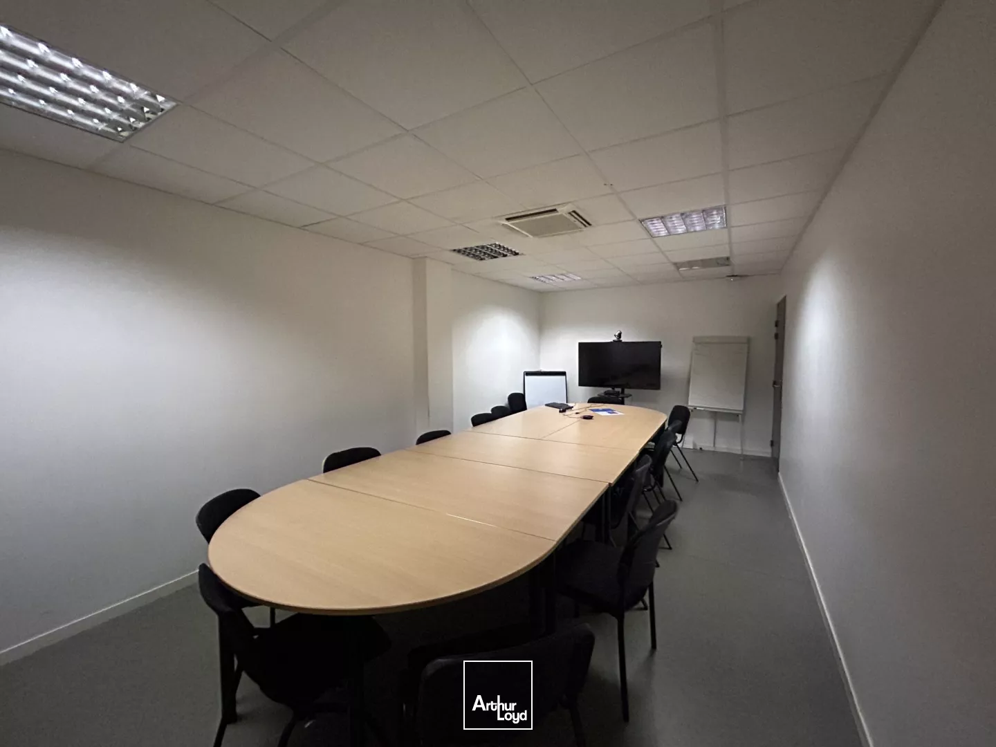 A louer - Immeuble de bureaux indépendant de 2 467 m² Bordeaux centre - Proche Palais de Justice