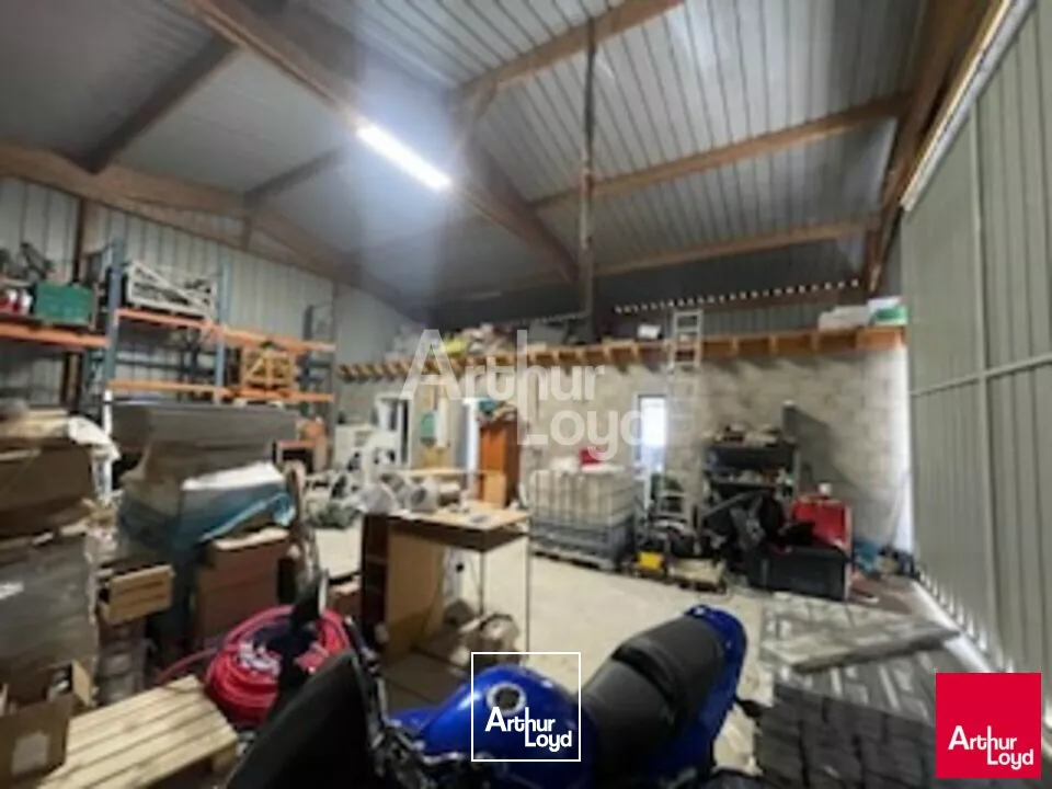 ROMORANTIN-LANTHENAY - LOCATION LOCAL D'ACTIVITE DE 218 M² - ZONE D'ACTIVITE