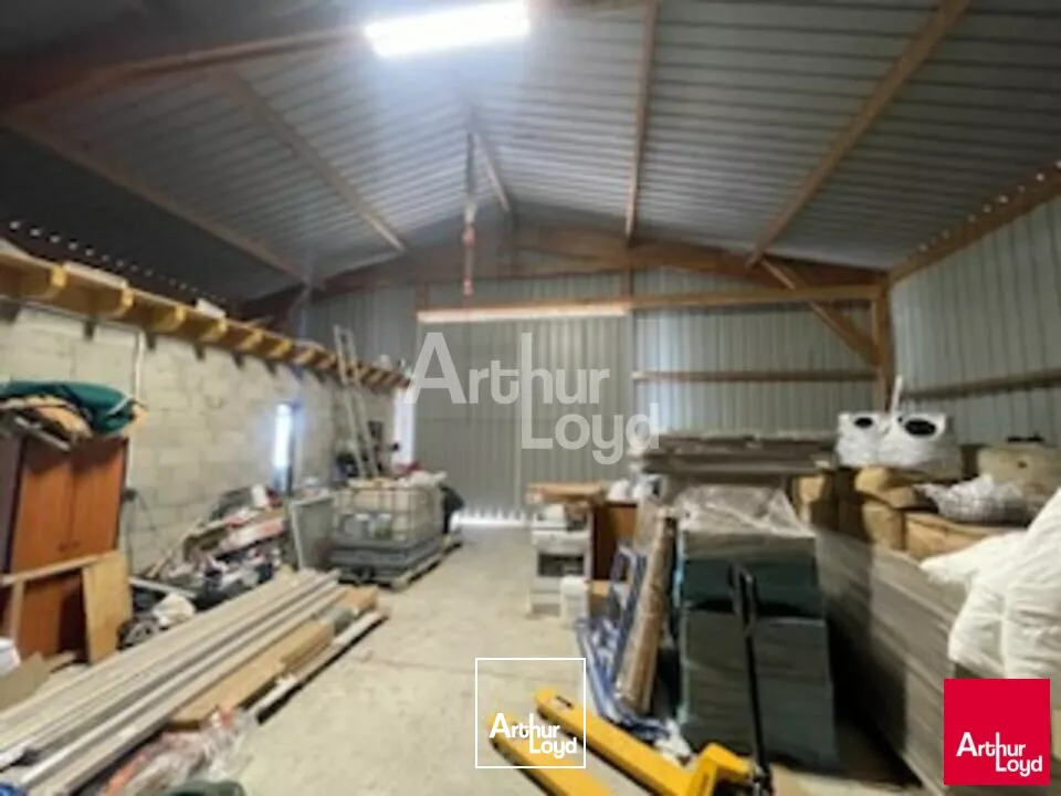 ROMORANTIN-LANTHENAY - LOCATION LOCAL D'ACTIVITE DE 218 M² - ZONE D'ACTIVITE