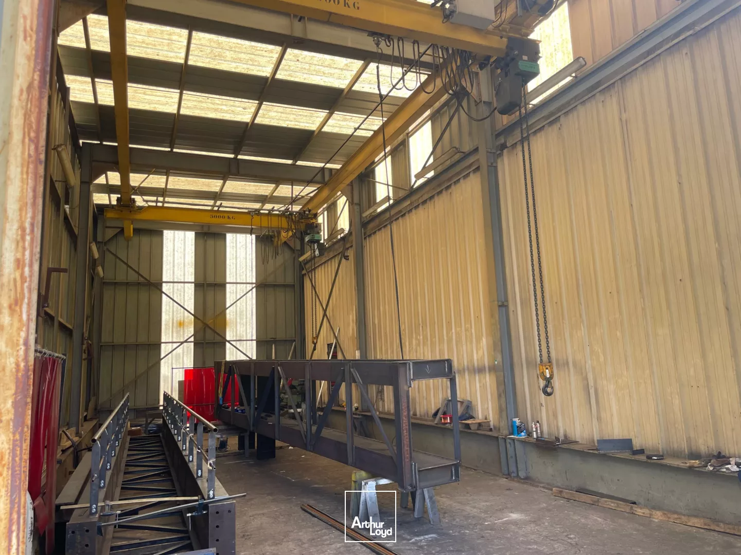 Locaux d'activité à vendre à VERNON 27200