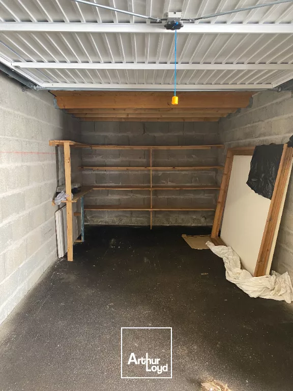 A vendre Garage La ROCHELLE 13 m2