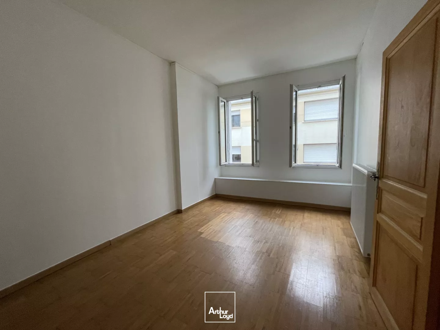 Bureaux à louer au sein d'une maison du quartier de Saint-Genès