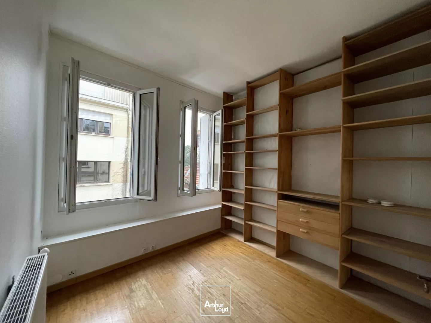 Bureaux à louer au sein d'une maison du quartier de Saint-Genès