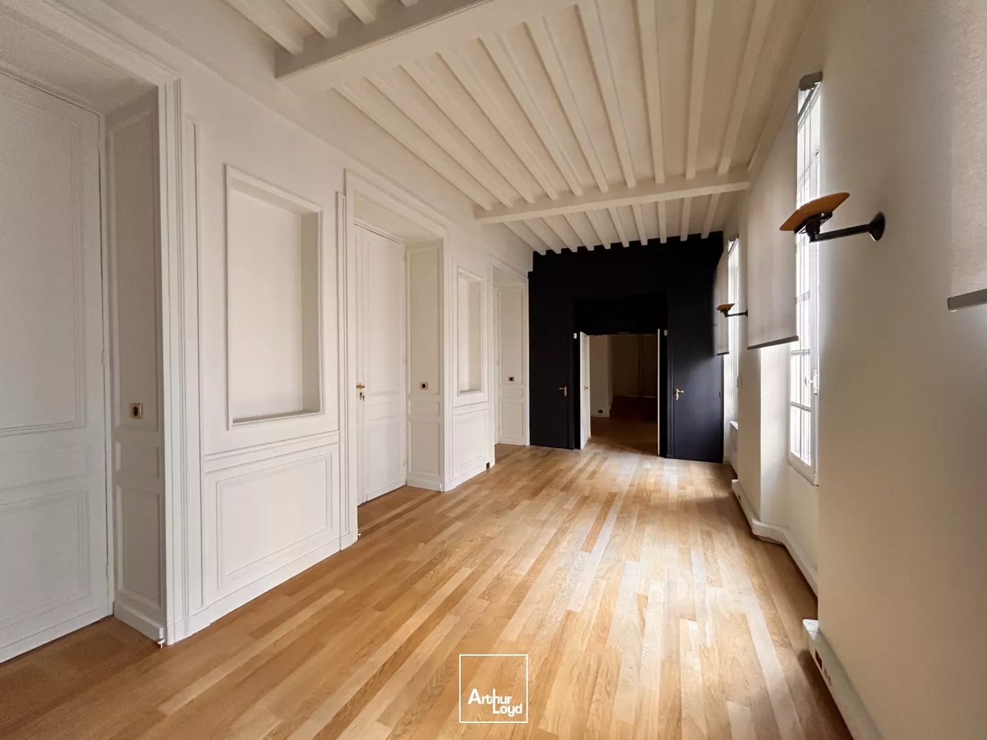 À louer : bureaux classés de 223 m² dans le prestigieux Triangle d'Or de Bordeaux