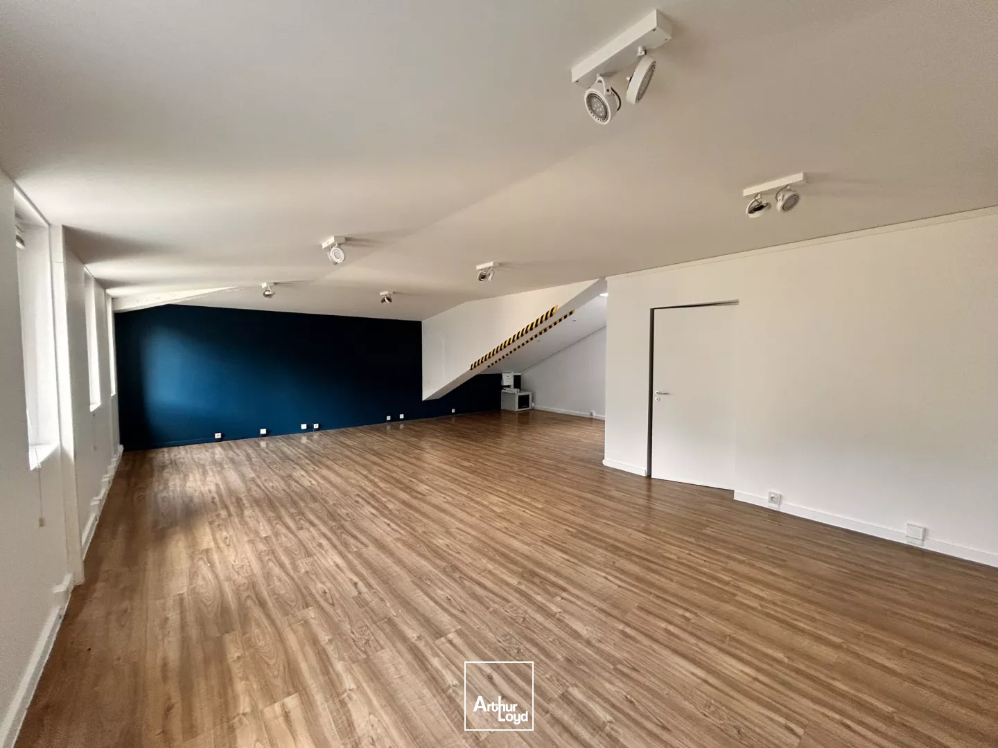 À louer : bureaux de 61 m² dans le Triangle d'Or de Bordeaux