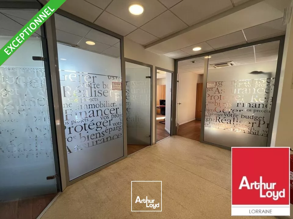 LOCAL COMMERCIAL à LOUER de 678 m²