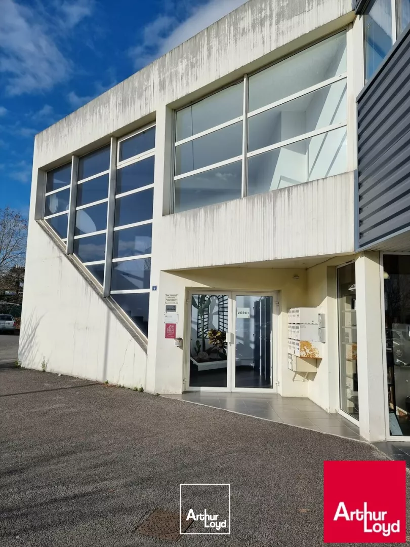 A LOUER ANGLET Maignon - BUREAUX 64m² TBE, Climatisé