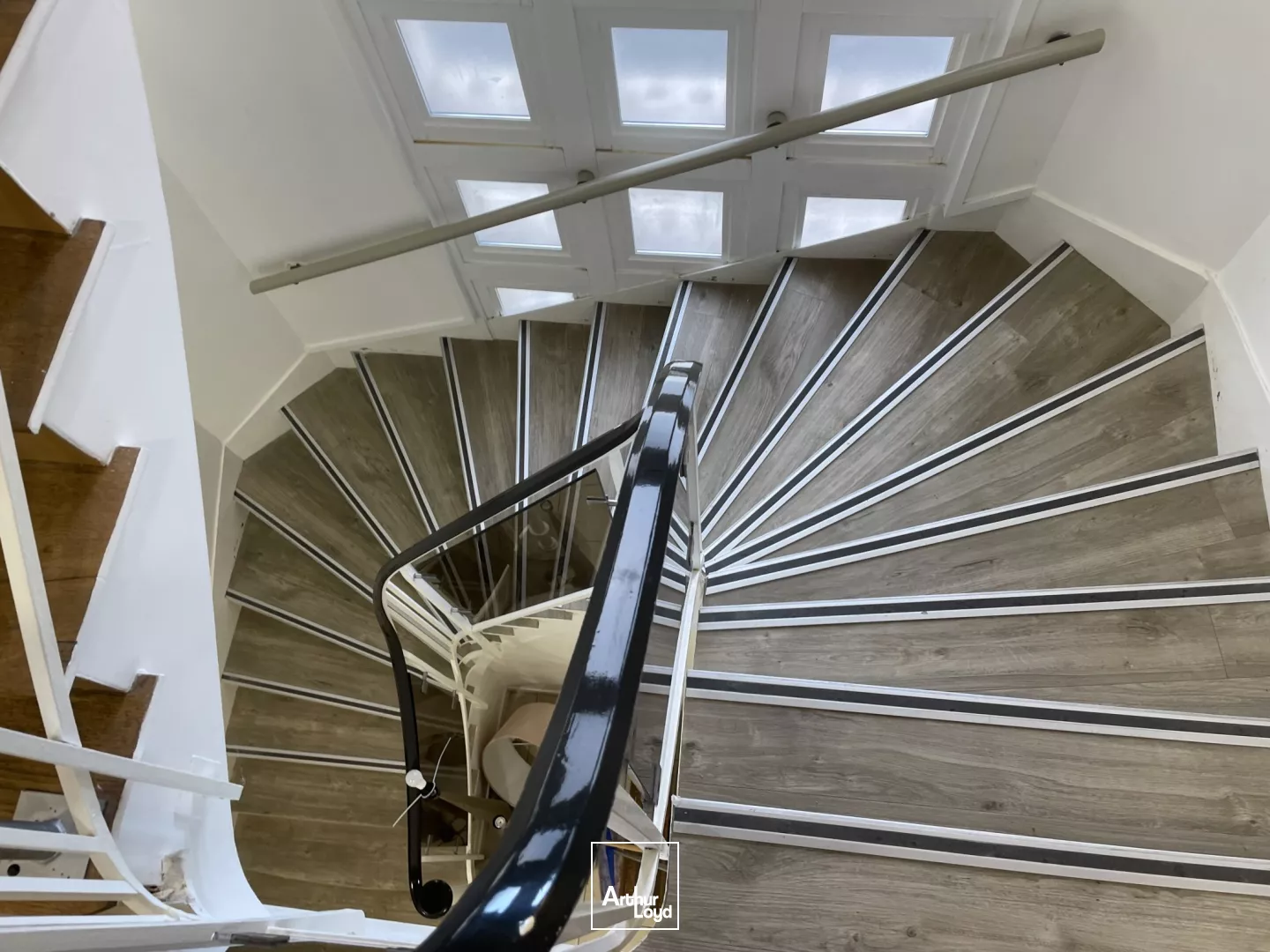 PLATEAU DE BUREAUX - A LOUER - CENTRE-VILLE DE BEAUVAIS