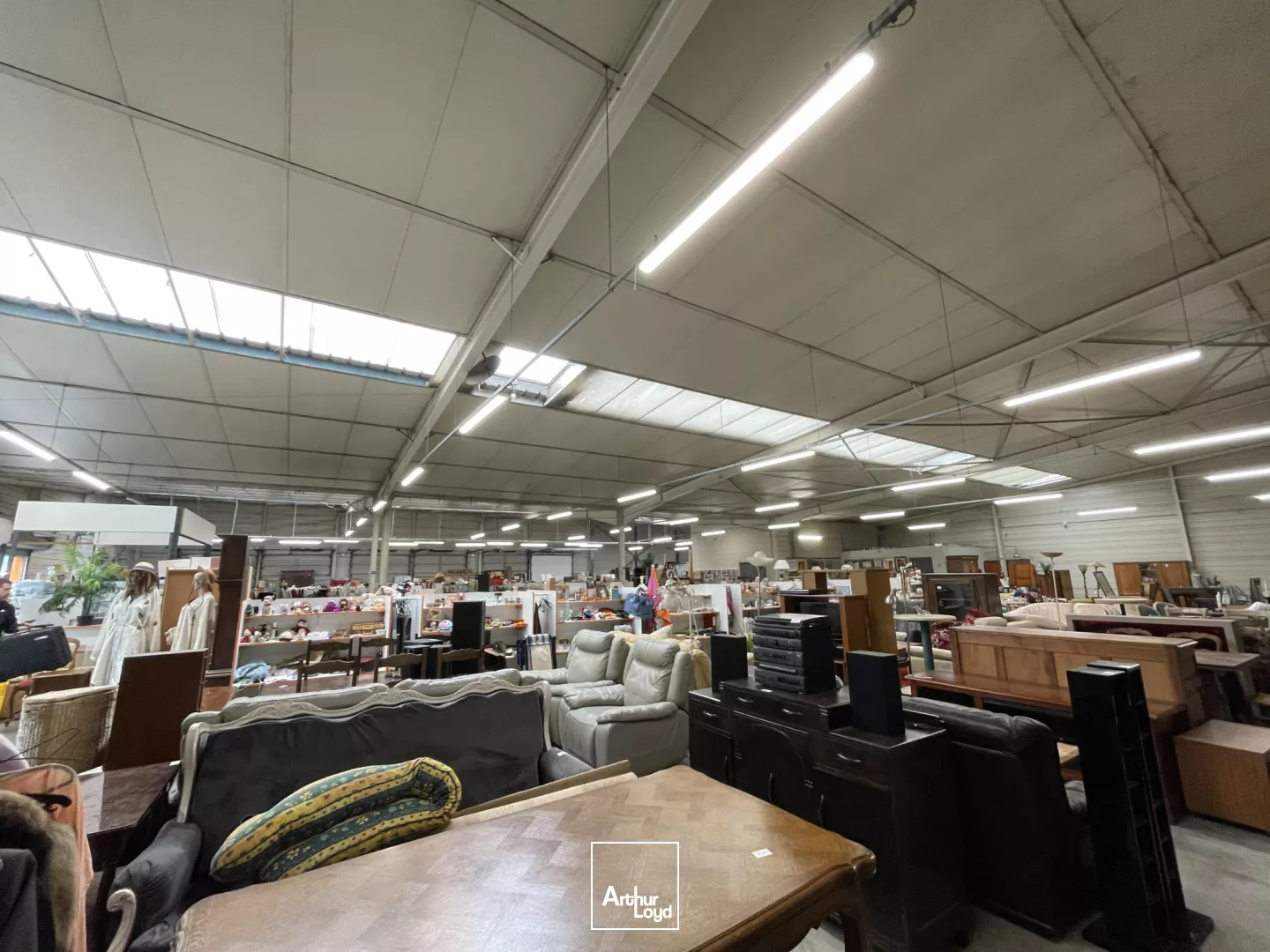 Locaux commerciaux à louer à EVREUX 27000