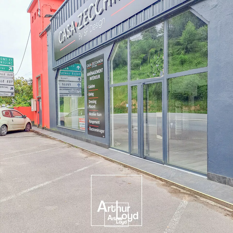 LOCAL COMMERCIAL location à TULLE 19000