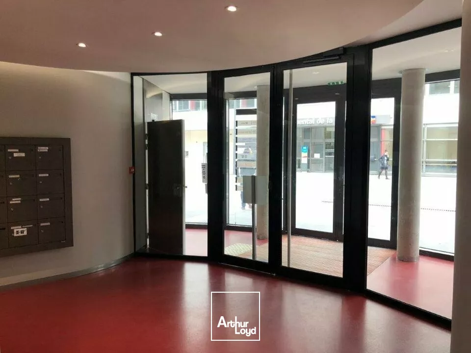 DIJON - BUREAUX - A LOUER