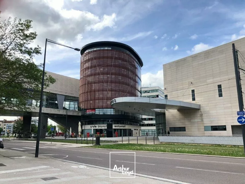 DIJON - BUREAUX - A LOUER