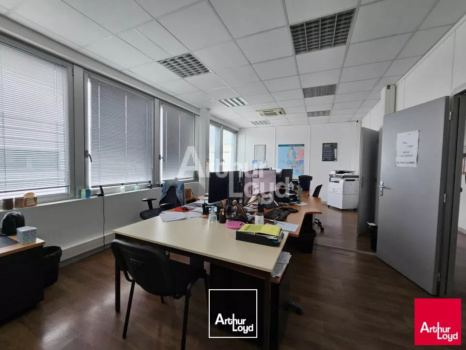 ANGERS EST bureaux de 245 m² à louer 