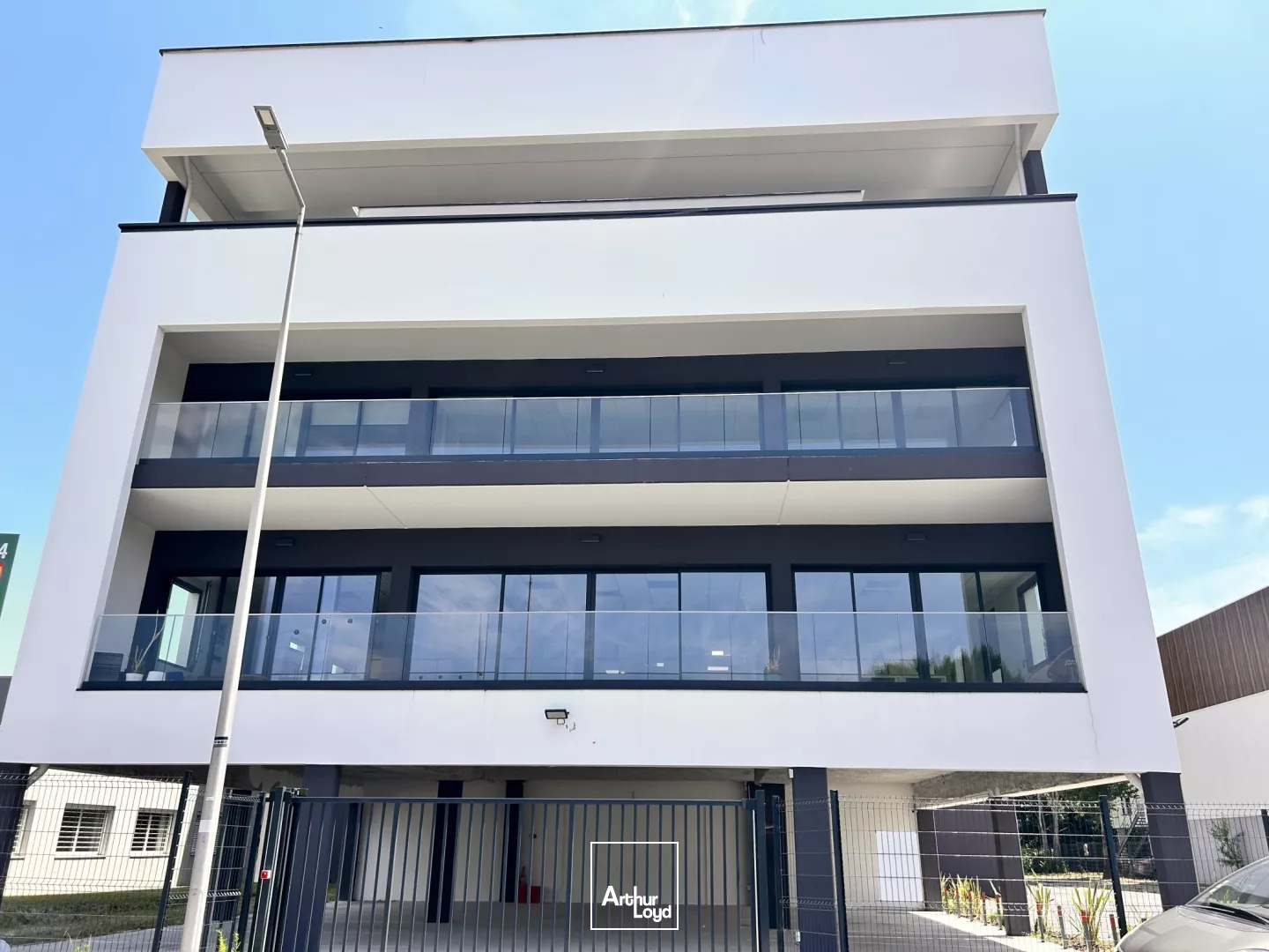 A LOUER - BUREAUX NEUFS 390 M² - MERIGNAC PARC KENNEDY