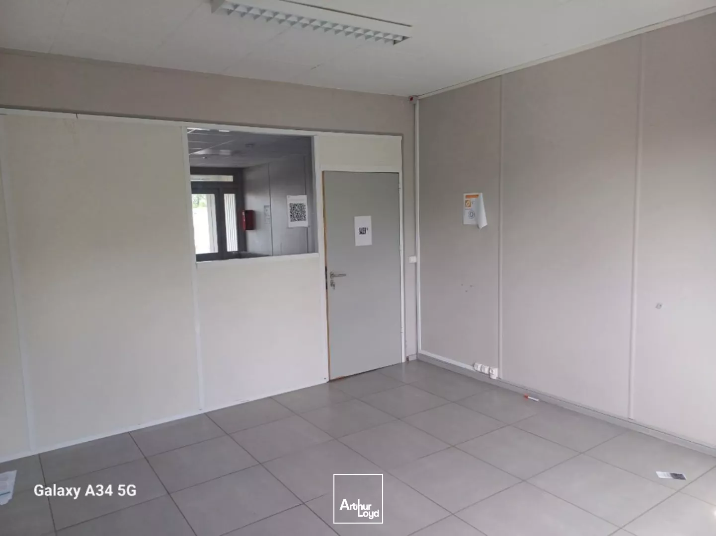 BUREAUX - A LOUER - 350 M2 - LAON