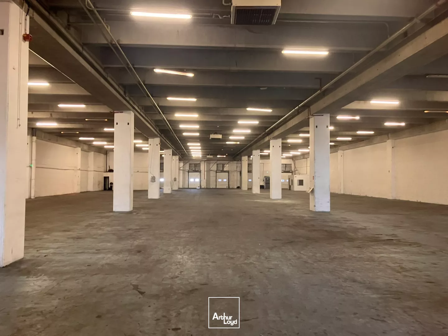 Locaux d'activité à louer à PANTIN 93500