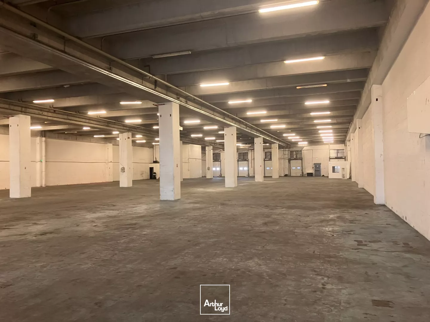 Locaux d'activité à louer à PANTIN 93500