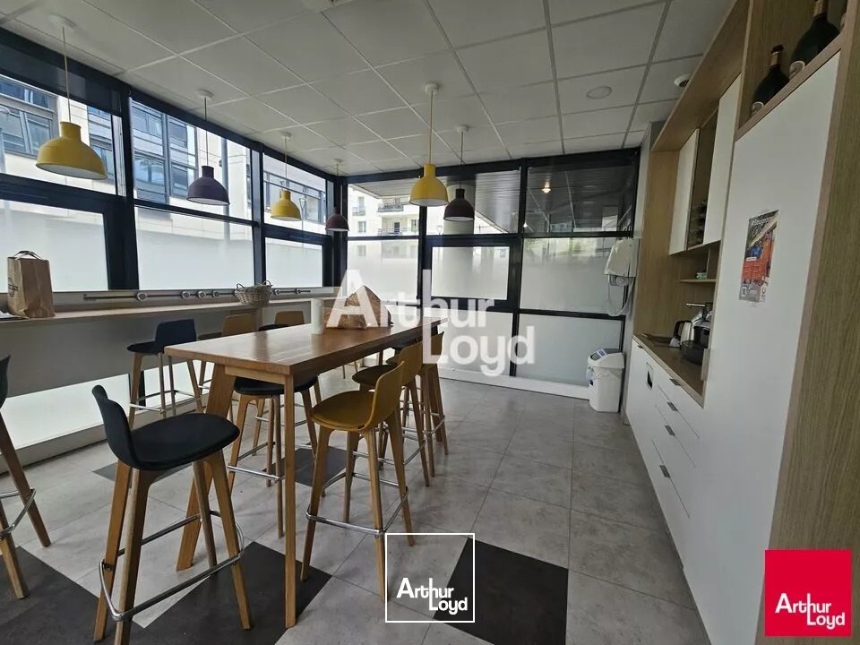 Angers Saint Serge/Centre ville plateaux de bureaux de 896,40 m² environ à louer