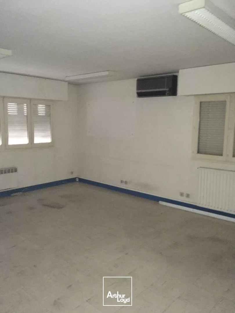 LIMOGES SUD - Immeuble complet de bureaux à louer