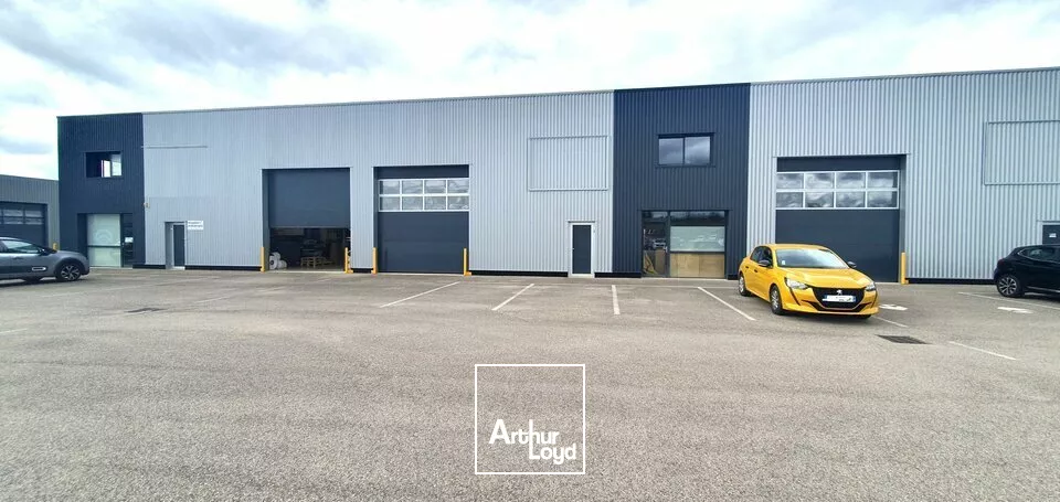 LOCAL D'ACTIVITES 270 m² - ZI LONGVIC - A LOUER