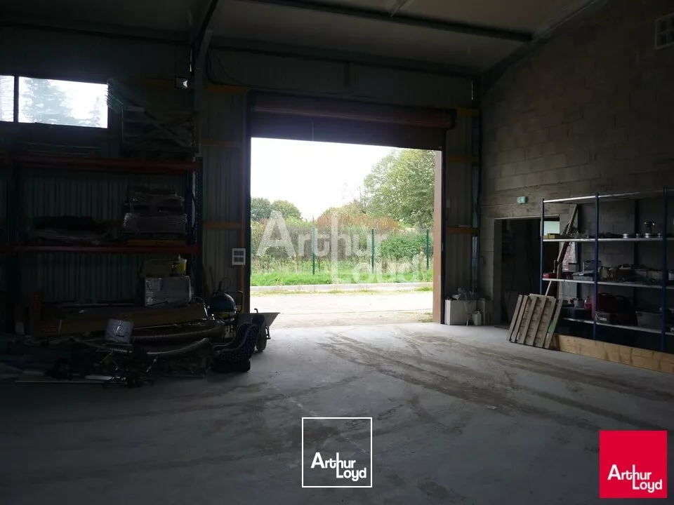 CONTRES - VENTE LOCAL D'ACTIVITE DE 700 M² - ZONE ARTISANALE