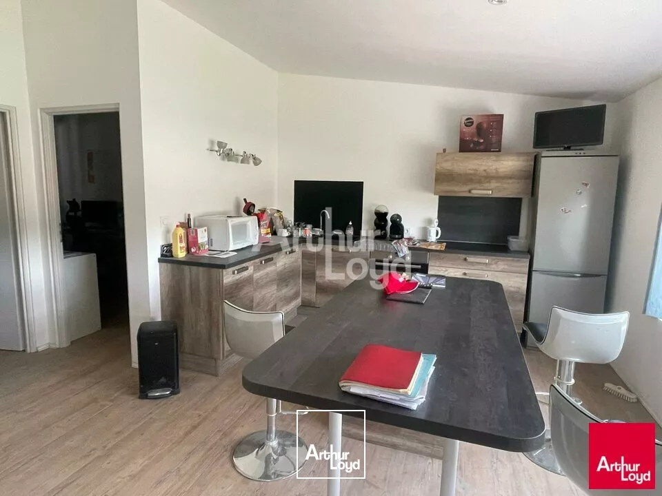 CONTRES - VENTE LOCAL D'ACTIVITE DE 700 M² - ZONE ARTISANALE