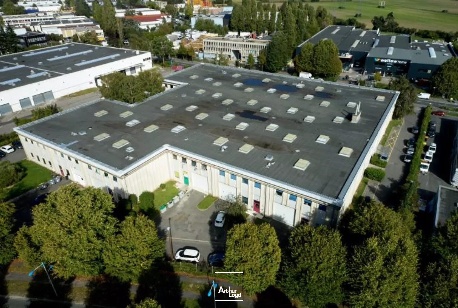 Sarcelles - Espaces d'Activité Modulaire 1 789 m² - Performance Logistique & Accessibilité Paris-Roissy