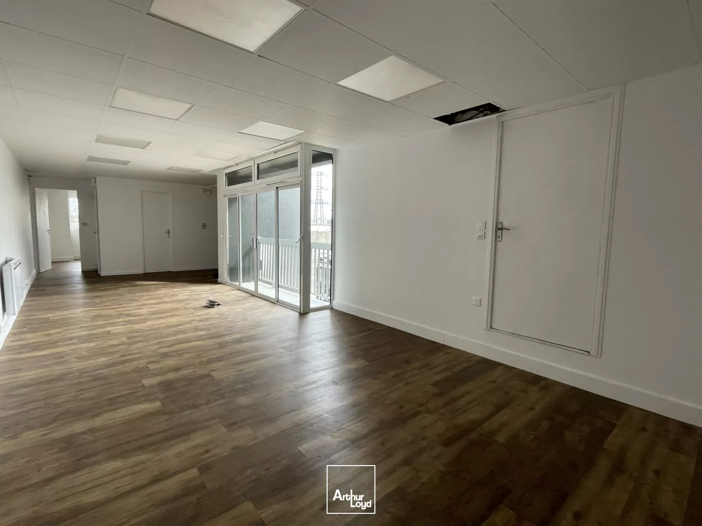 Bureaux en Zac de Ther !