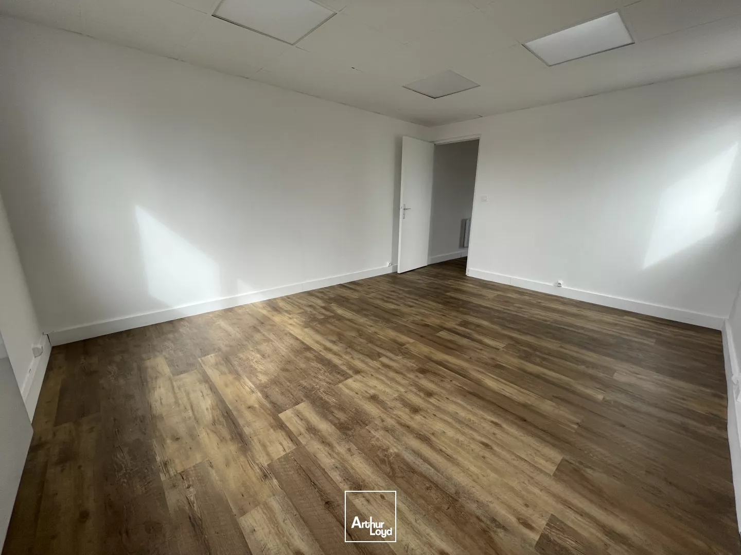 Bureaux en Zac de Ther !