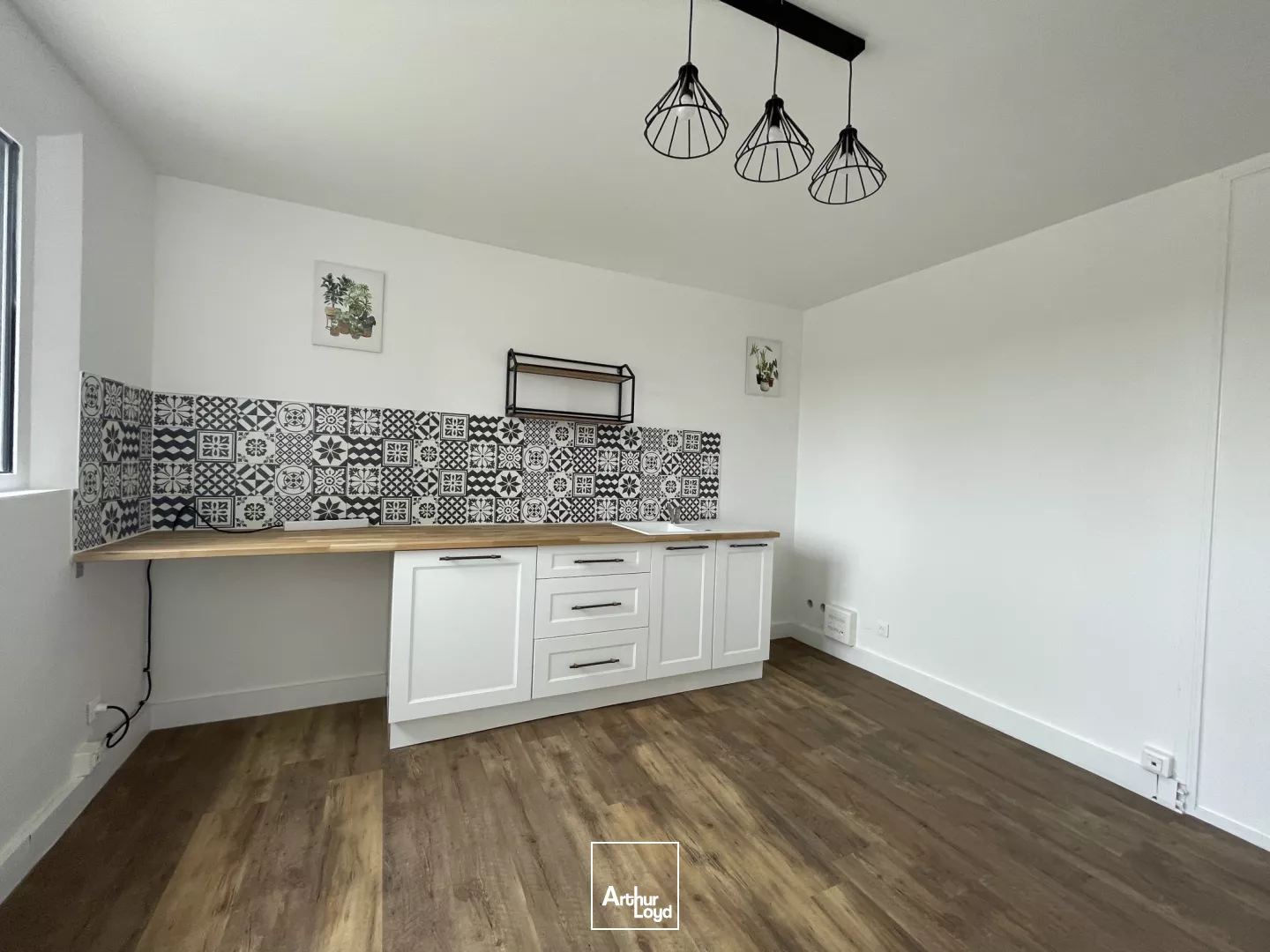 Bureaux en Zac de Ther !