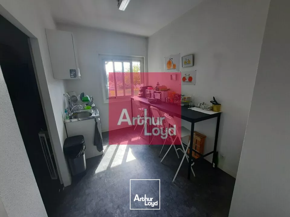 A LOUER BUREAUX 100M² CLERMONT FERRAND 