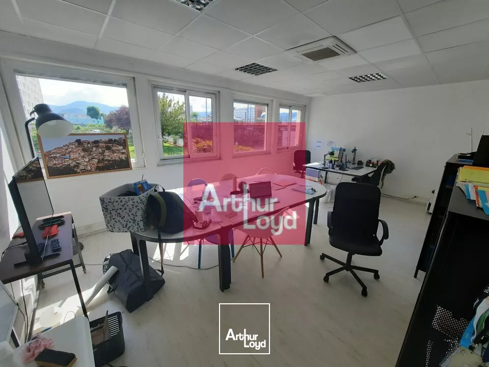 A LOUER BUREAUX 100M² CLERMONT FERRAND 