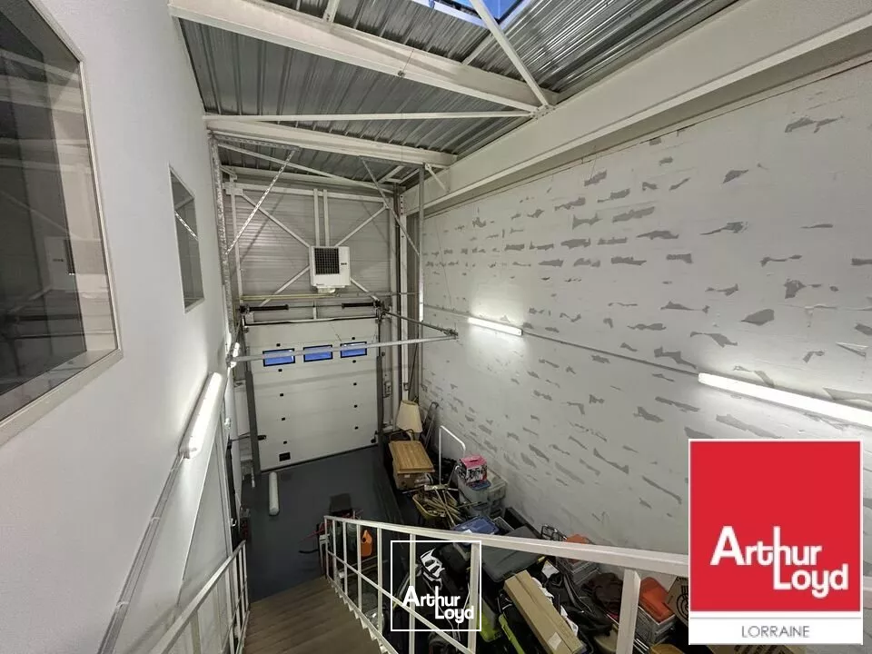 BUREAUX à LOUER de 216 m²