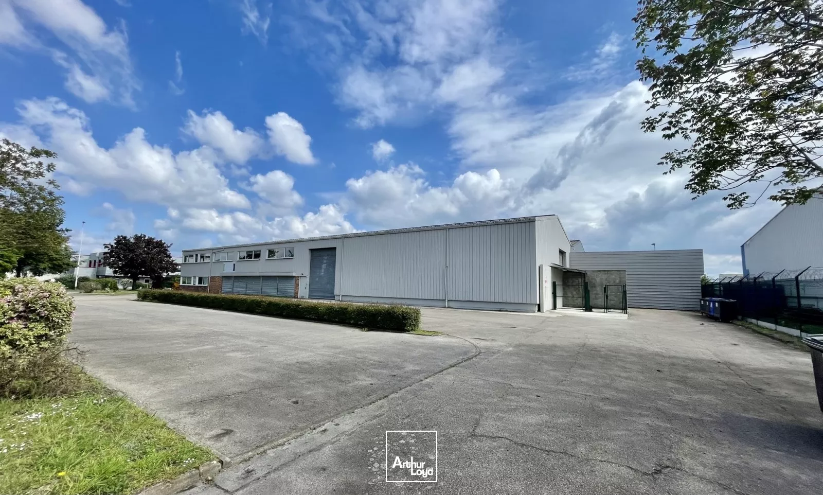 Locaux d'activité à louer à LE PETIT QUEVILLY 76140