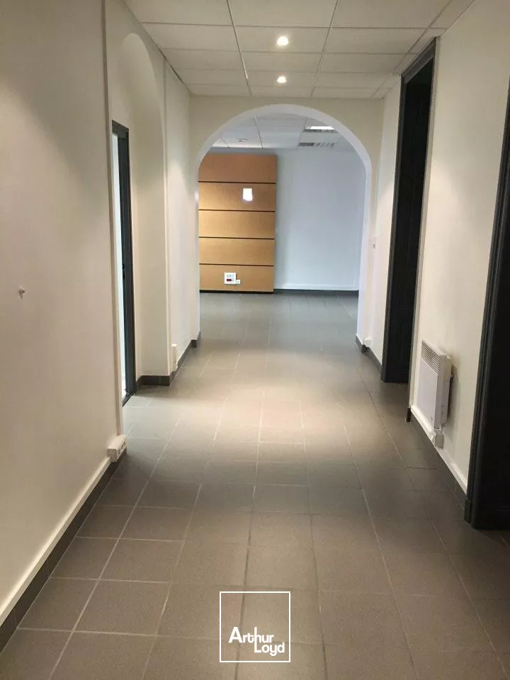 BUREAUX à LOUER de 108 m²