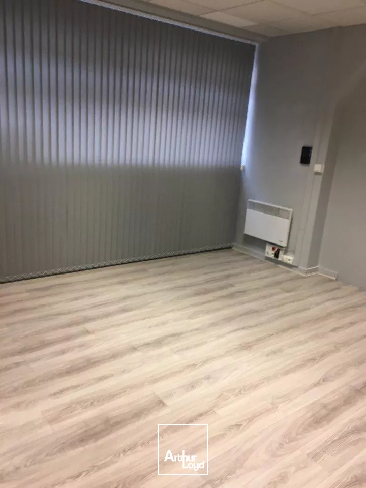 BUREAUX à LOUER de 108 m²