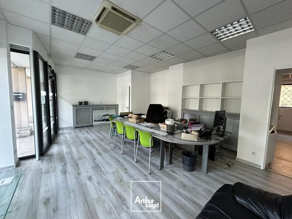 LOCAL COMMERCIAL à LOUER de 50 m²