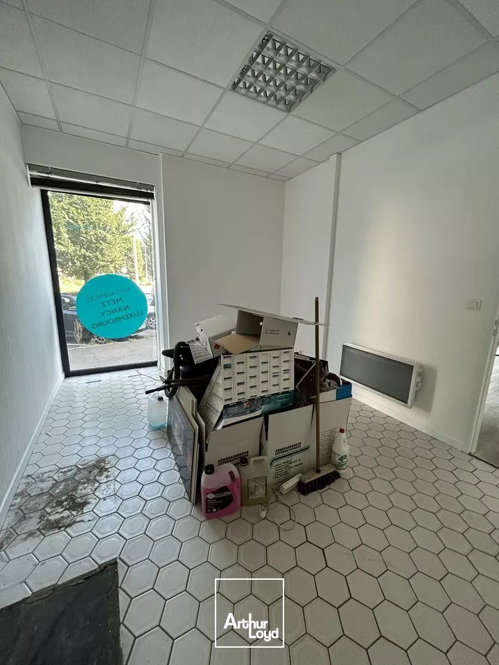 LOCAL COMMERCIAL à LOUER de 50 m²