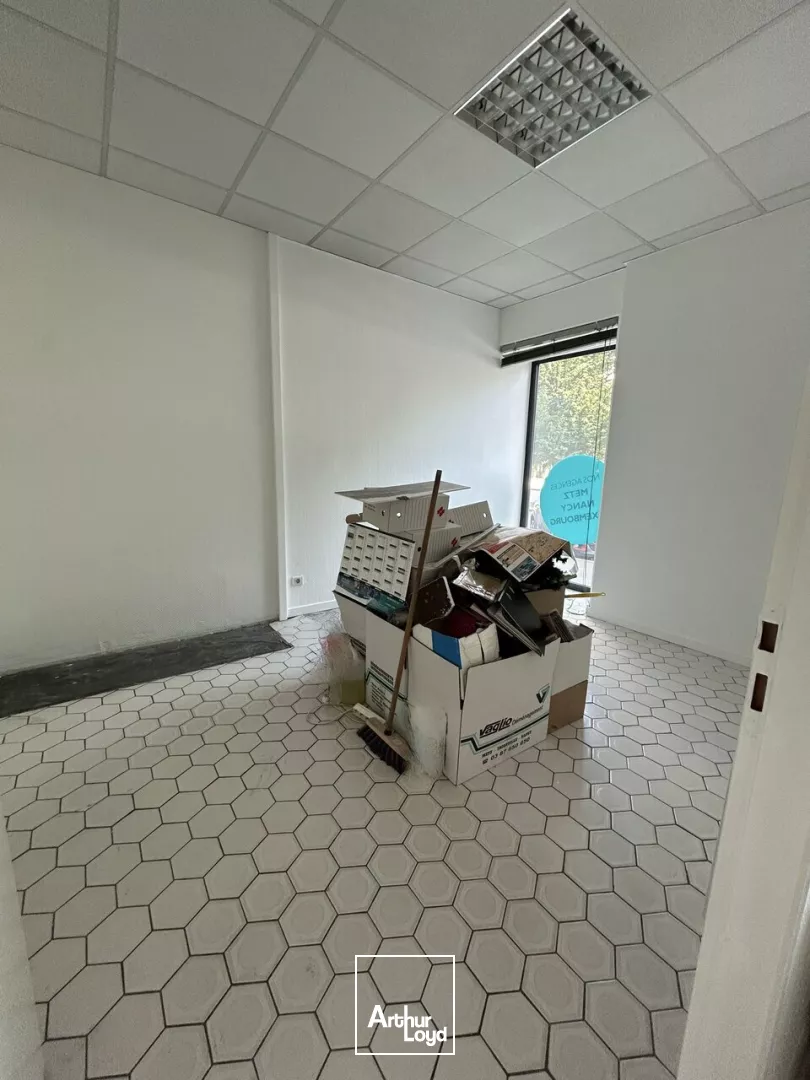 LOCAL COMMERCIAL à LOUER de 50 m²