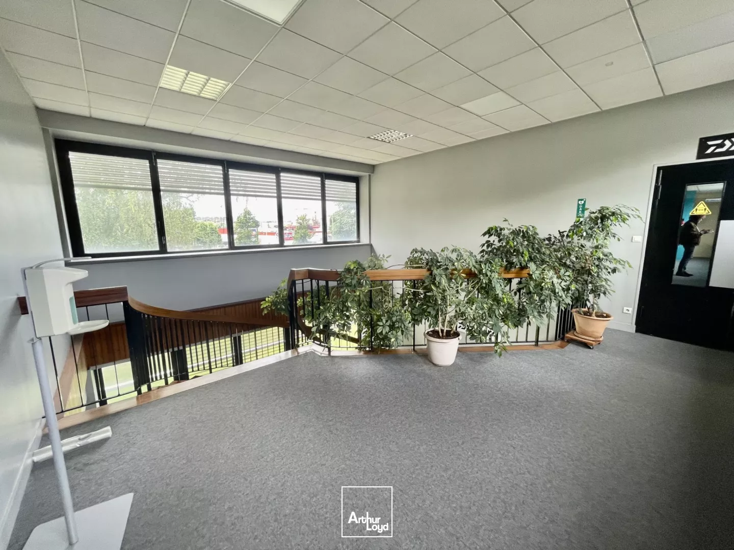 Locaux d'activité à louer à SOTTEVILLE LES ROUEN 76300