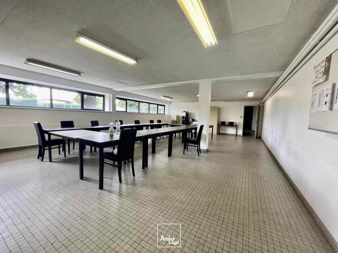 Locaux d'activité à louer à SOTTEVILLE LES ROUEN 76300