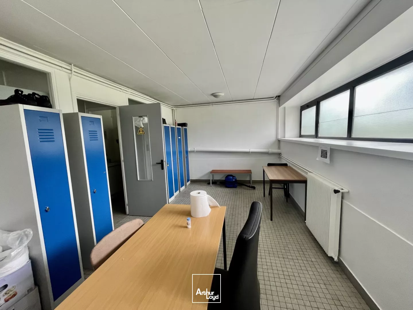 Locaux d'activité à louer à SOTTEVILLE LES ROUEN 76300